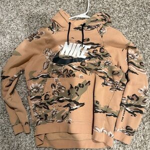 Nike Women's Tan Floral Camouflage Hoodie